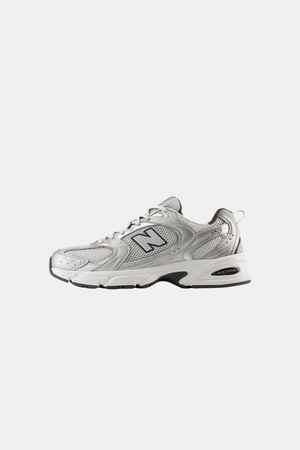 NEW BALANCE 530 SNEAKERS